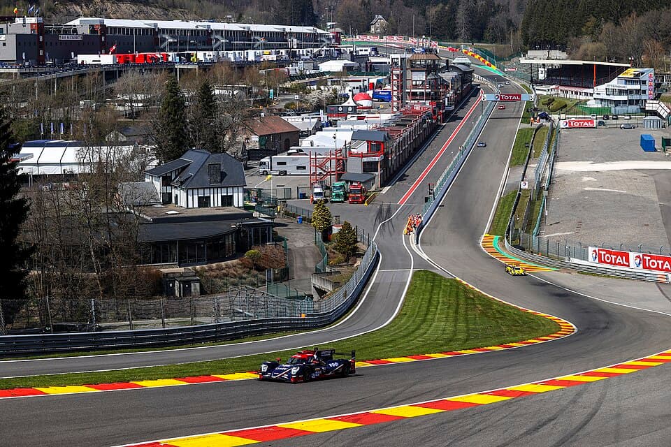 Eau Rouge / Raidillon — Gold 3 Grandstand
